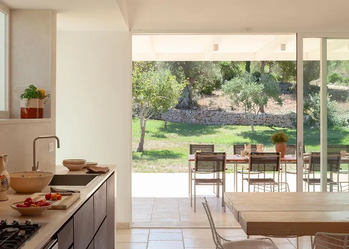 Trulli Lucia - Monte Papa Private With Pool Вилла *